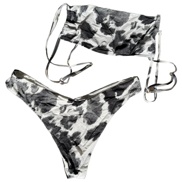 WeWoreWhat Ruched Scoop Neck Top & Delilah Bottoms in Cow Print - Picture 2 of 4